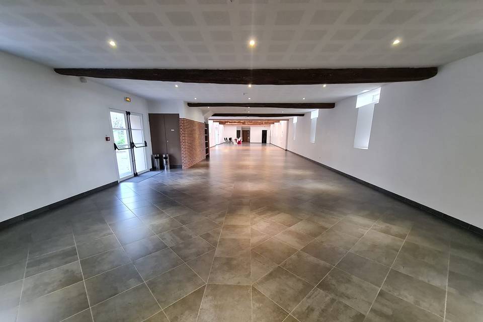 Salle de 240 m2