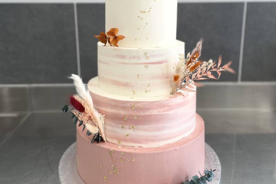 Nude cake