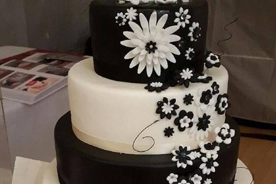 Wedding cake baroque