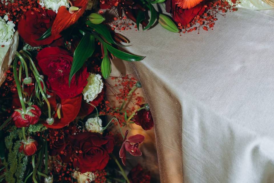 Red table
