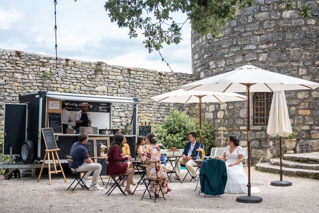 Salon guinguette et parasol