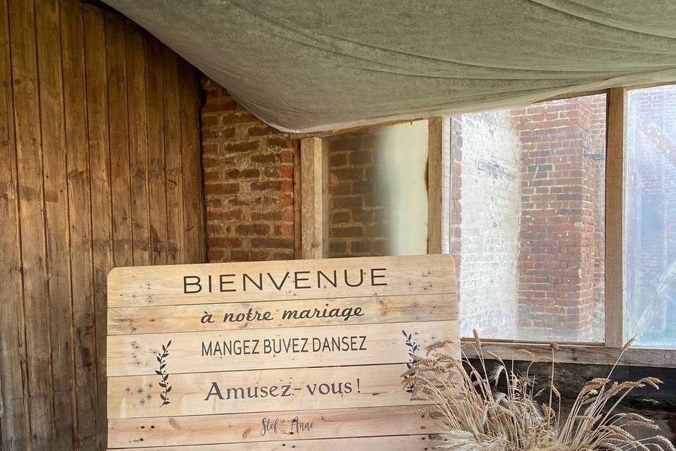 Panneau de bienvenue