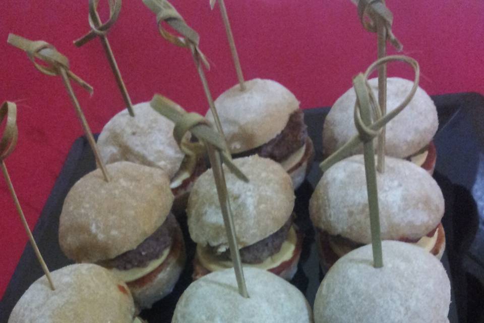 Mini burgers cocktail