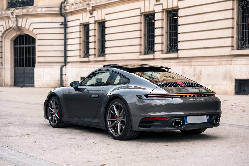 Porsche 911