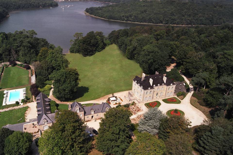 Château de Locguénolé vue mer