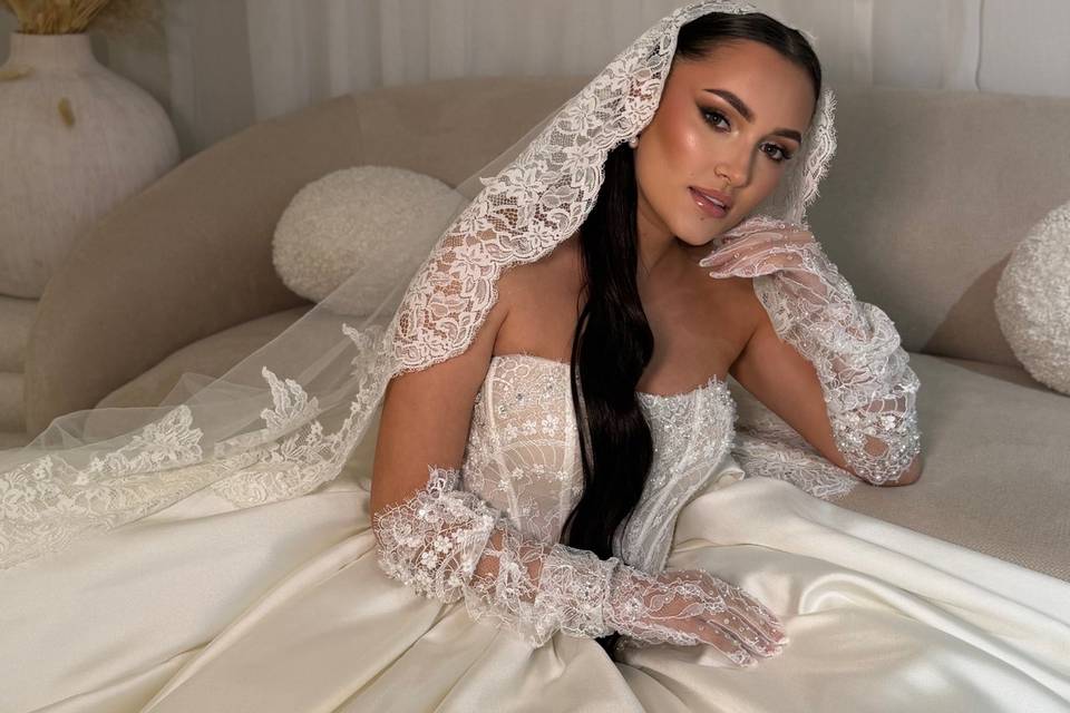 Glam by Ani