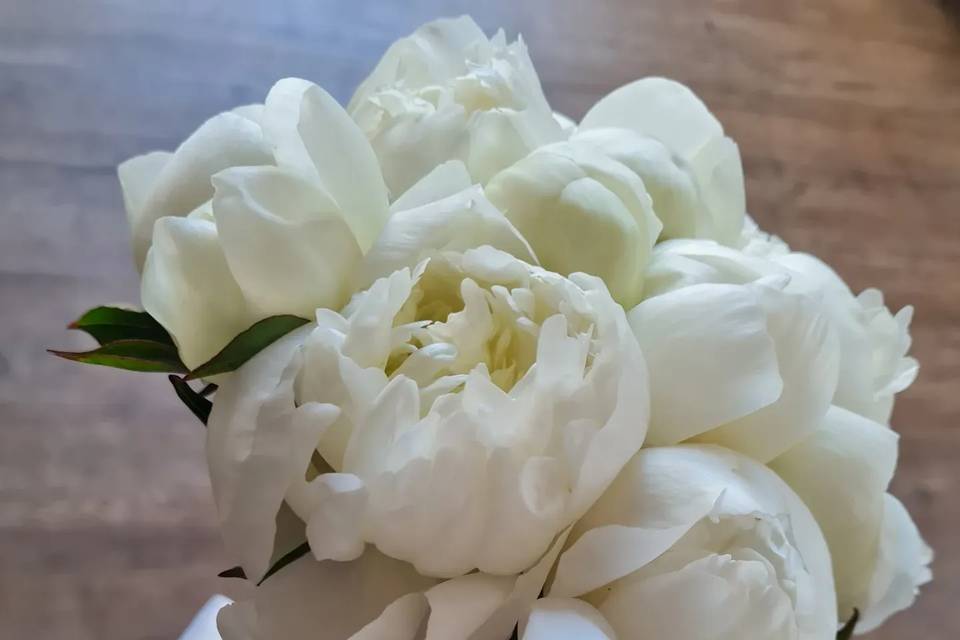 Bouquet de mariée en pivoines