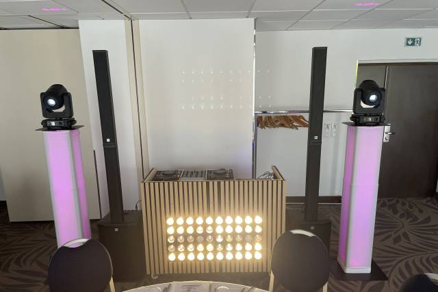 Studio44250