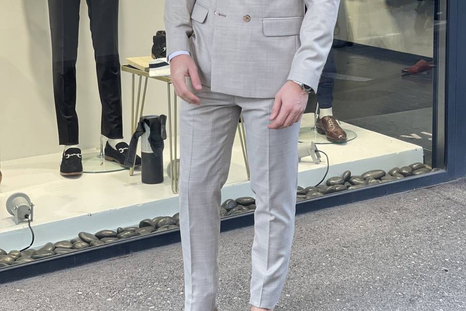 Costume croisé beige