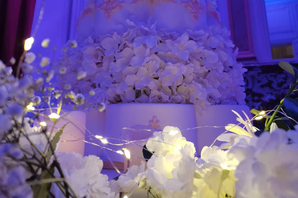 Wedding Cake Luxe