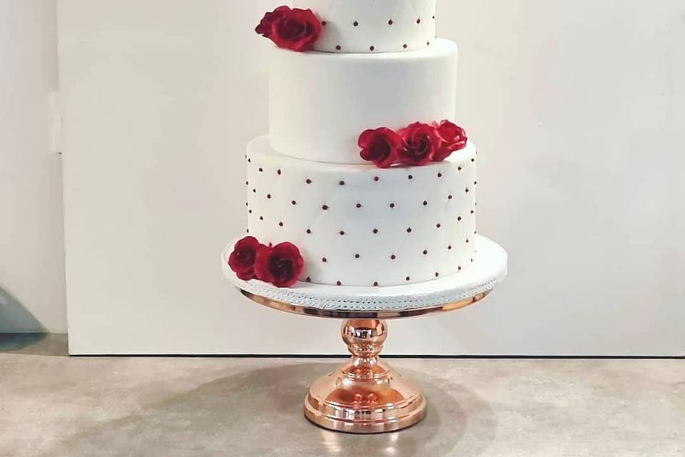 Wedding Cake Dalhia Eucalyptus