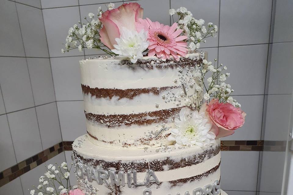 Naked cake