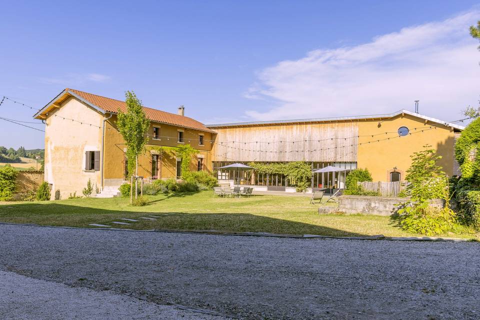 Les gîtes et le jardin
