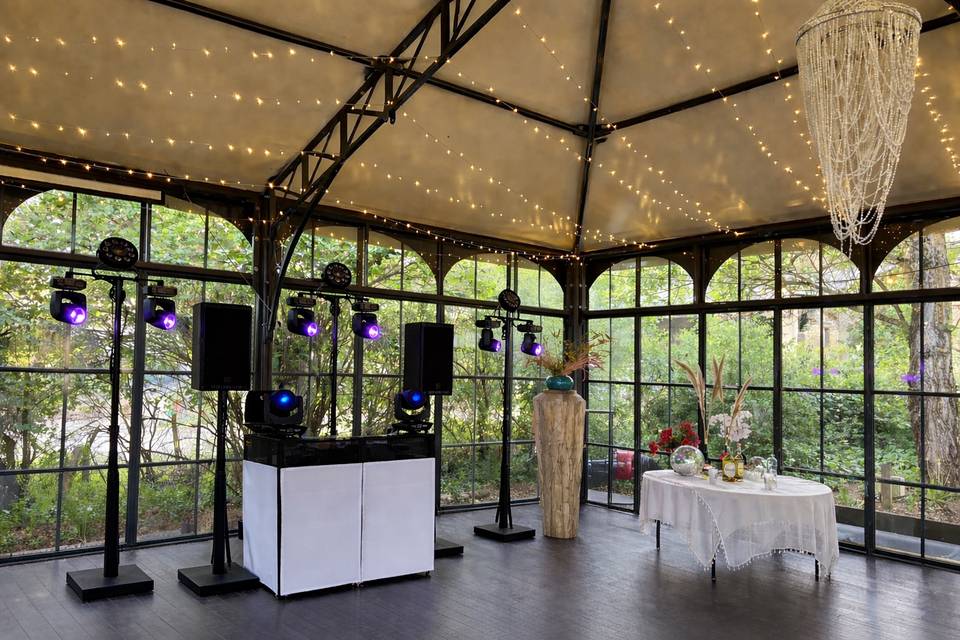Salle pleine de charme