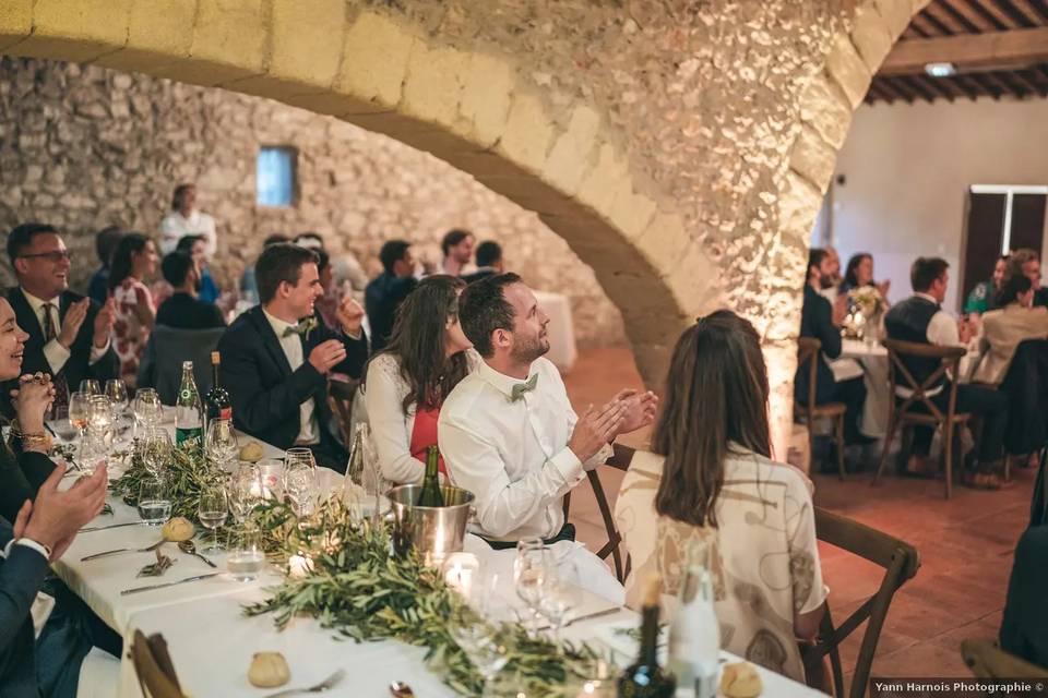 Ambiance Repas Assis