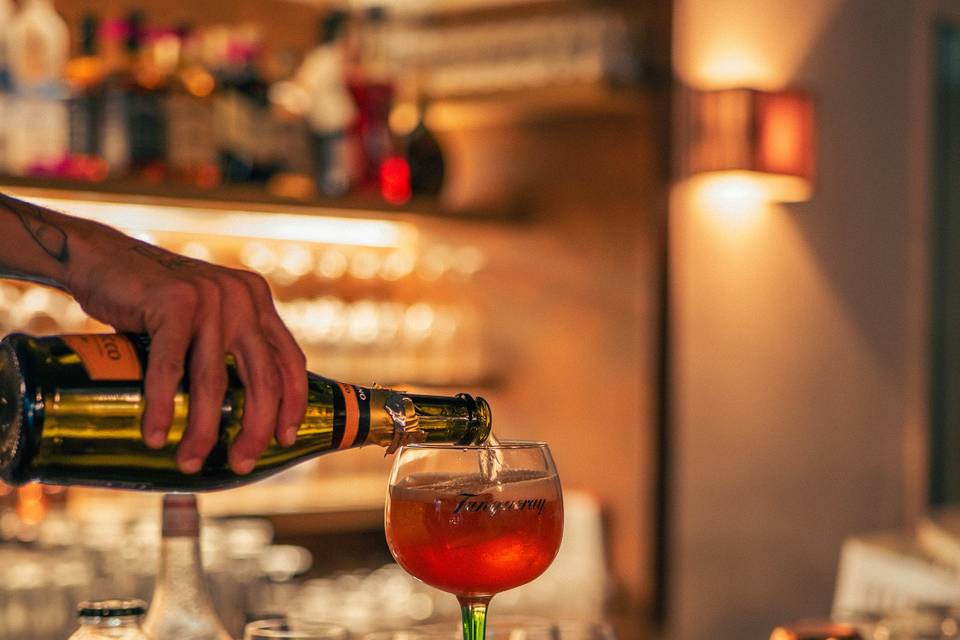 COCKTAIL