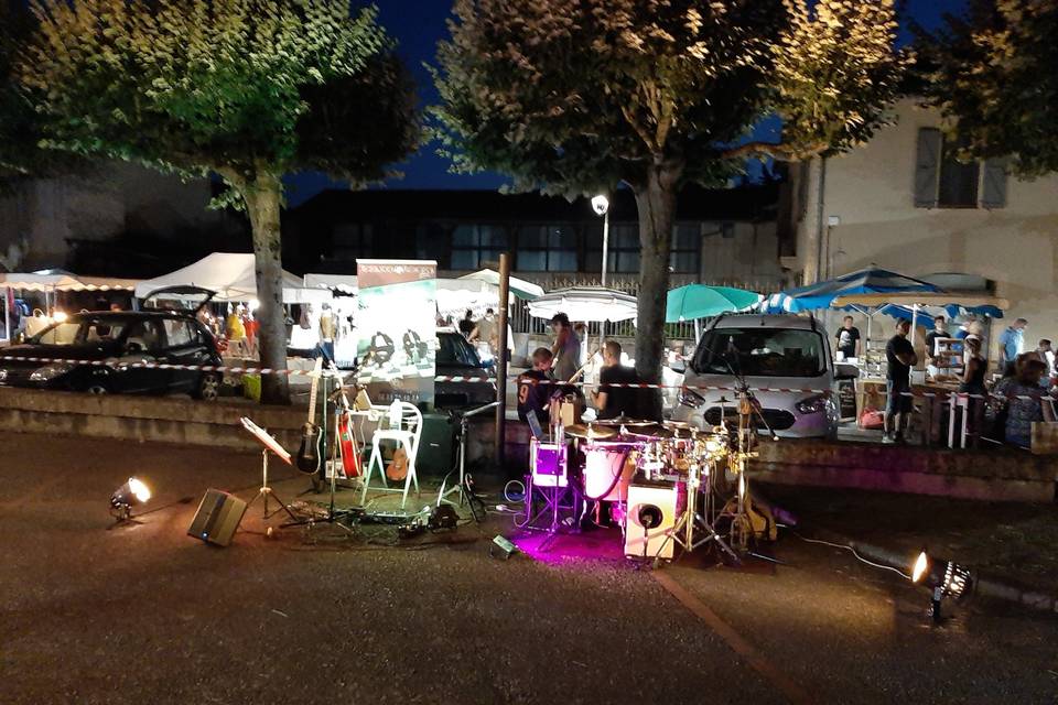 Ambiance marché nocturne...