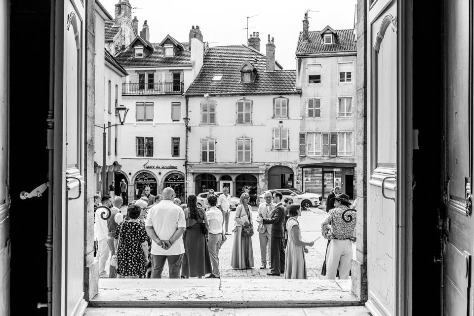 La sortie de l'église