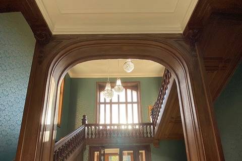 Le hall majestueux