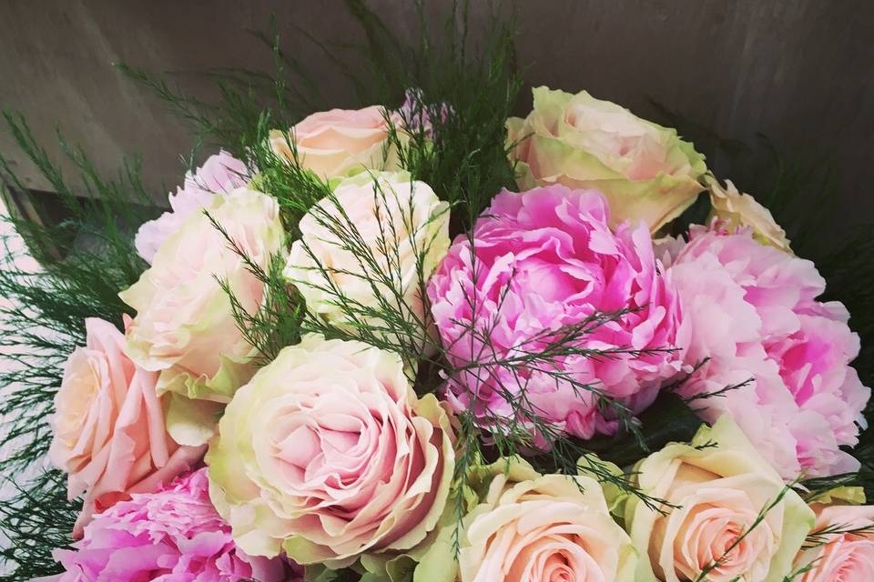 Bouquet de pivoine et rose