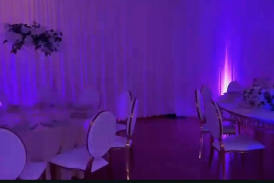 Rideaux blancs salle complète