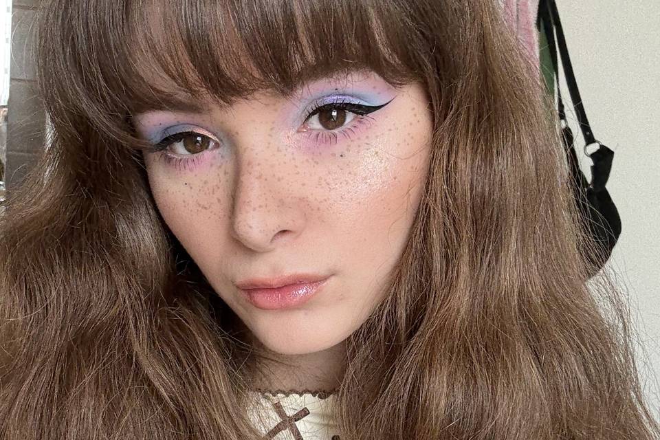Maquillage bleu