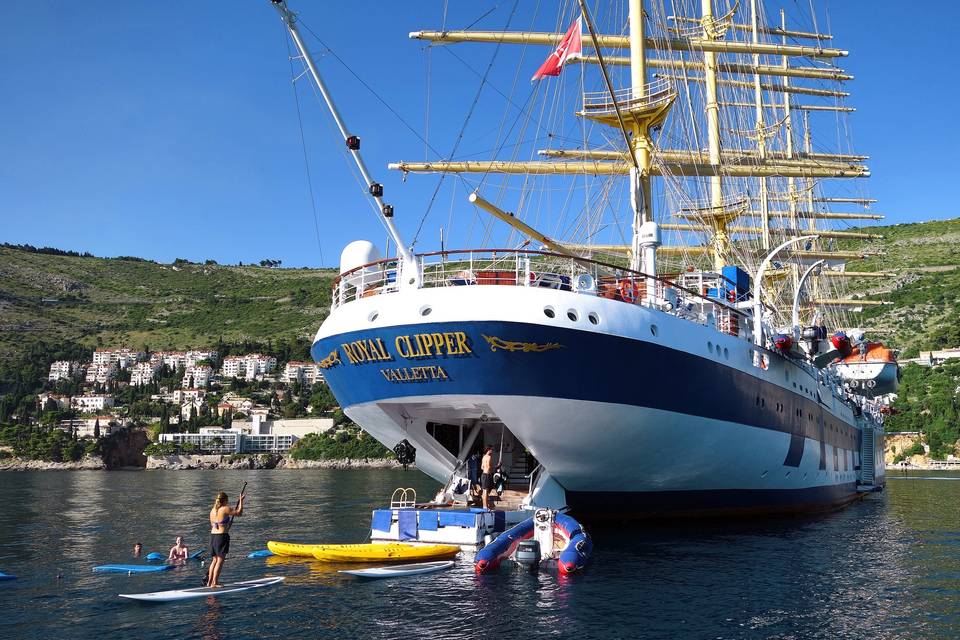MEDIA VOYAGES