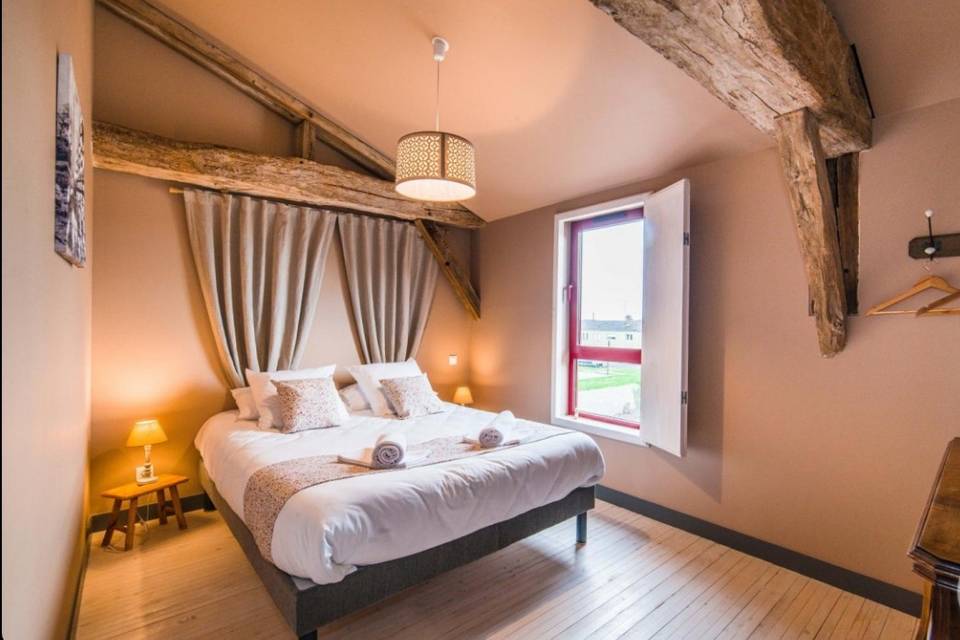 Chambre 2 (lit 160) La Garde-P
