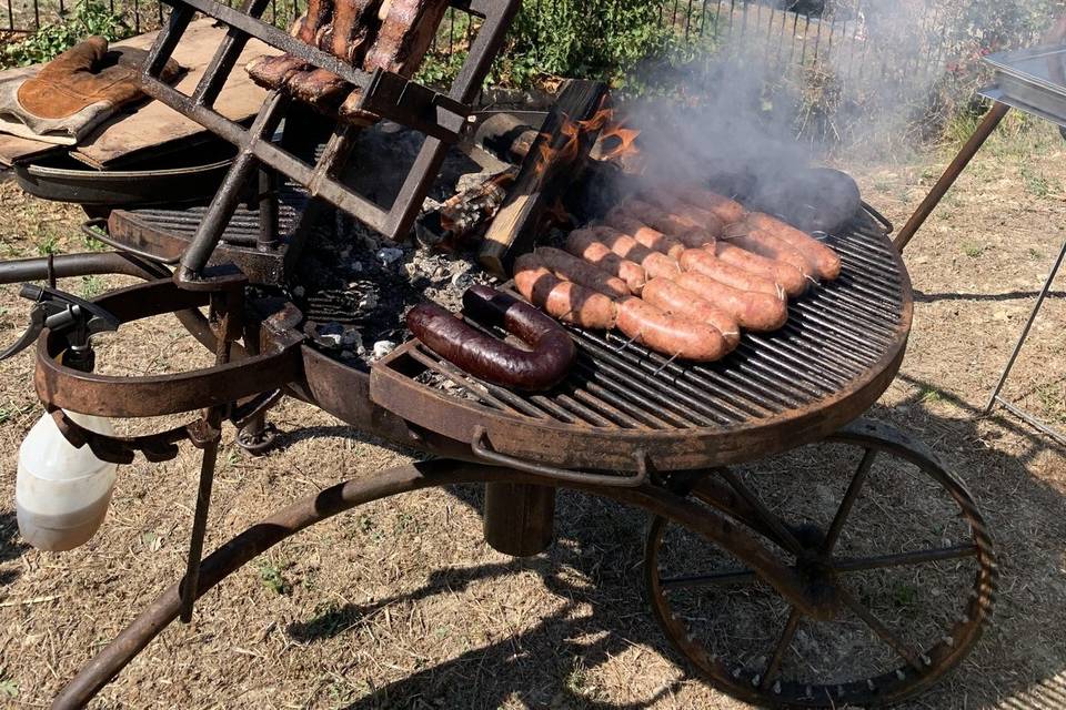 Plat de côte entier et sauciss