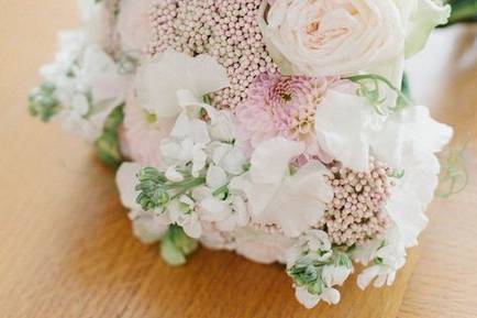 Bouquet mariée blanc pastel