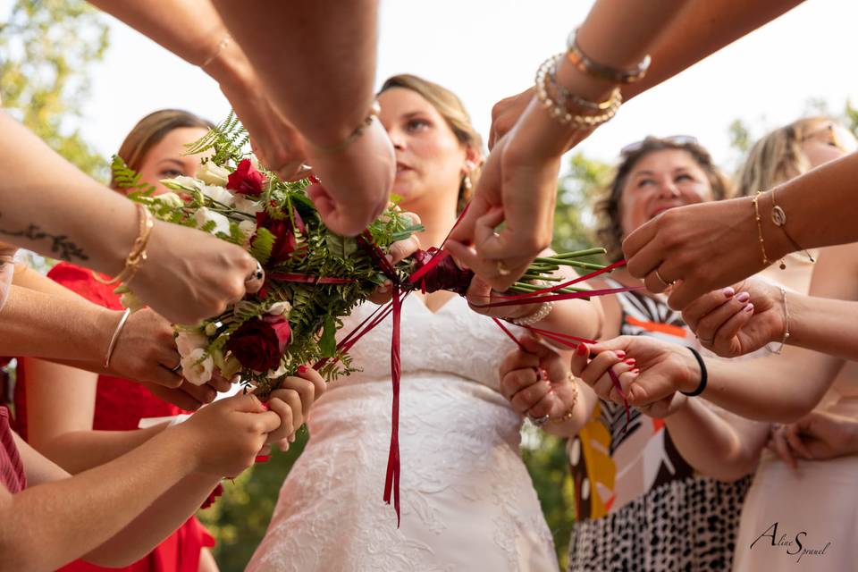 Jeu du ruban bouquet