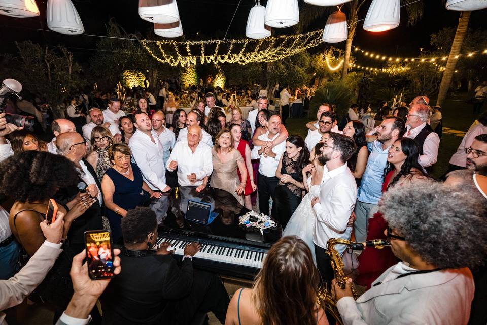 Piano au coeur des invités