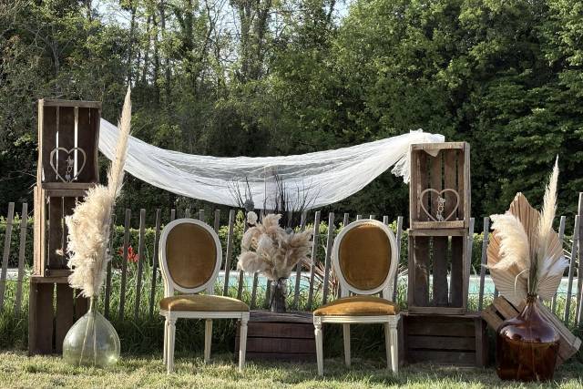 Espace laïque dans le jardin