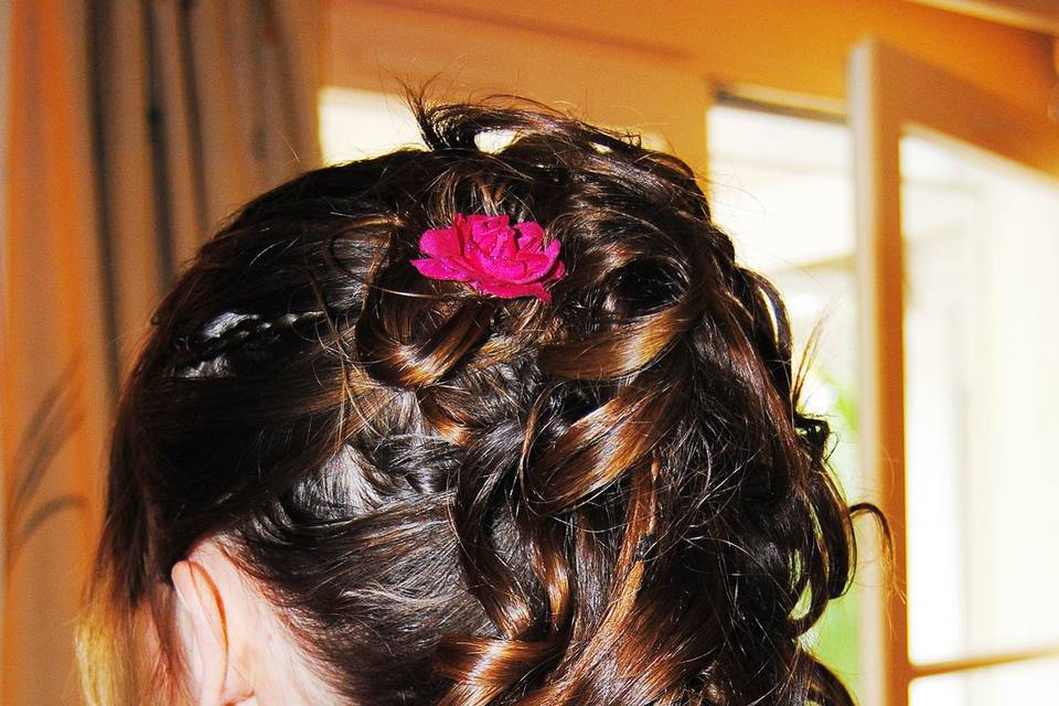 Coiffure témoin de la mariée