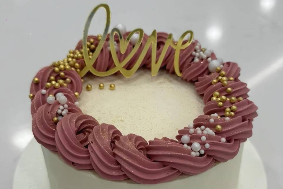 Love Lo Cake