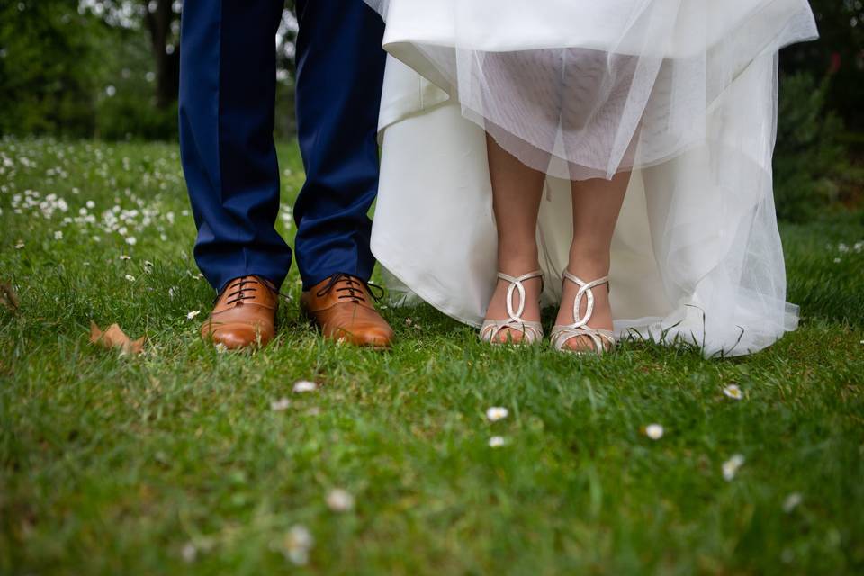 Mariées pris de pied