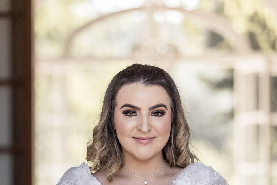 M & D Bridal portrait