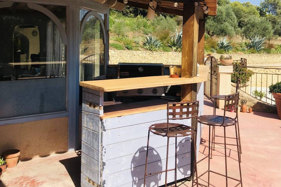 Bar sur la terrasse