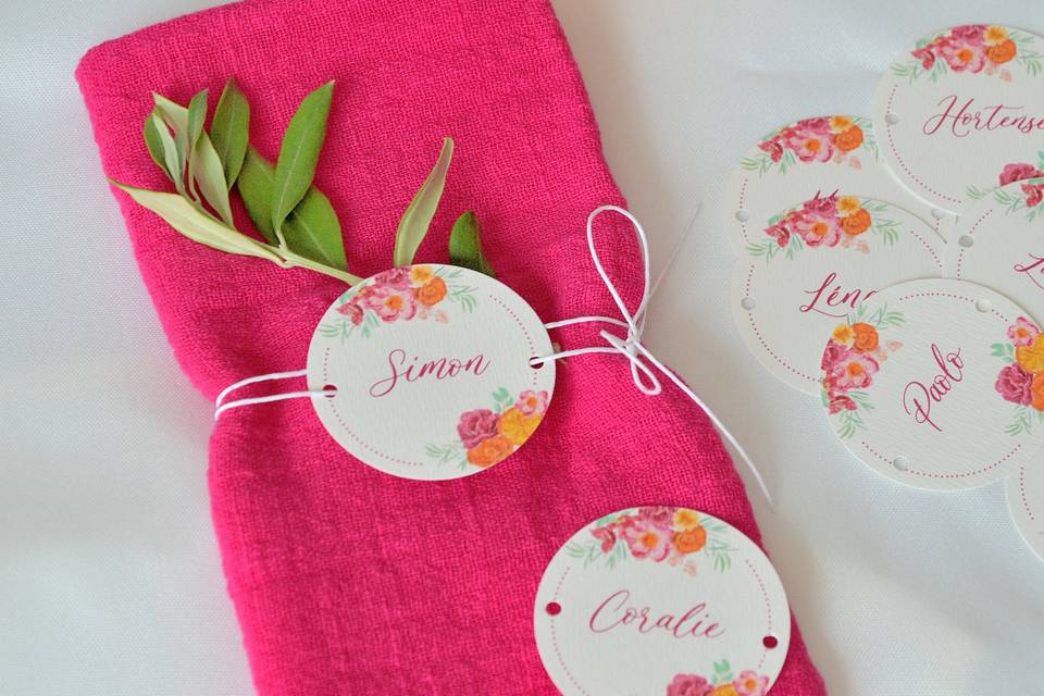 Marque place fuchsia et orange