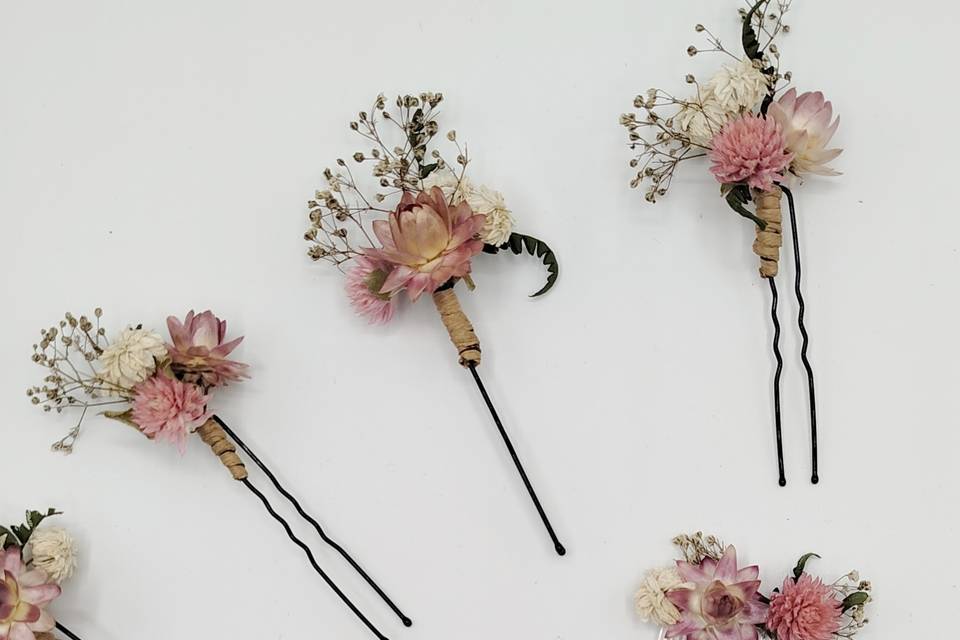 Accessoires en fleurs séchées