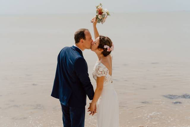 Les mariés sur la plage