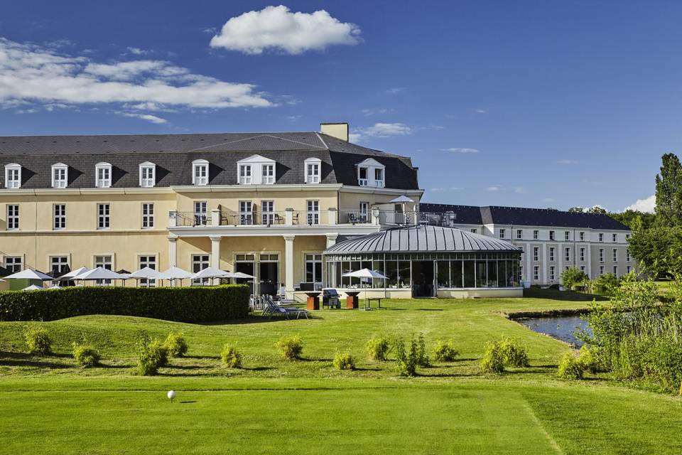 Mercure Chantilly Resort & Con