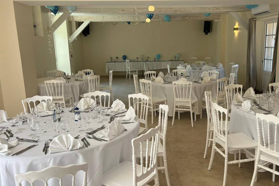 Salle de reception neuve