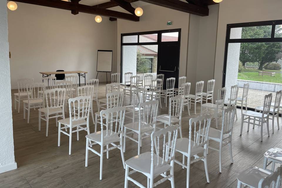 Salle de 120m2 pour séminaire