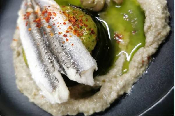 Anchoïde Zhoug & Courgette