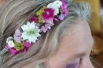 Couronne en fleurs fraiches