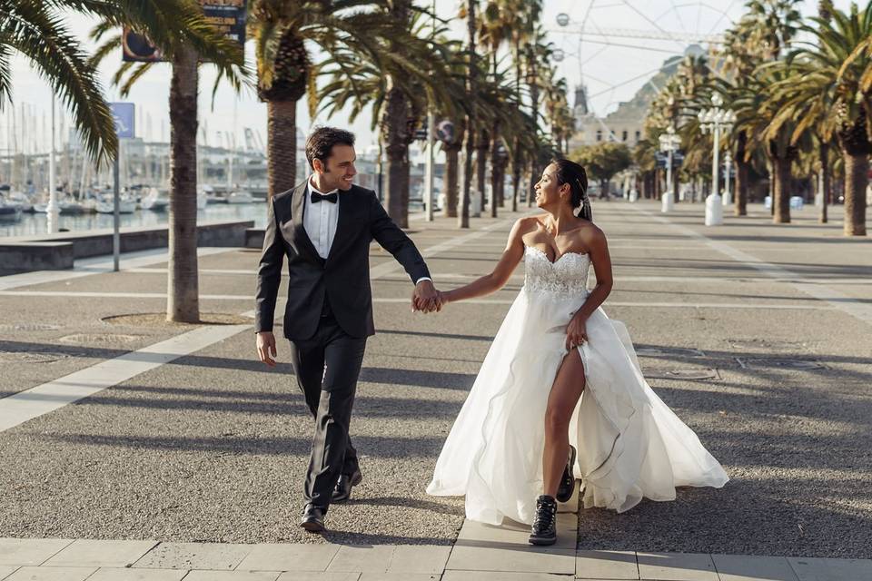 Spanish couple in Barcelona