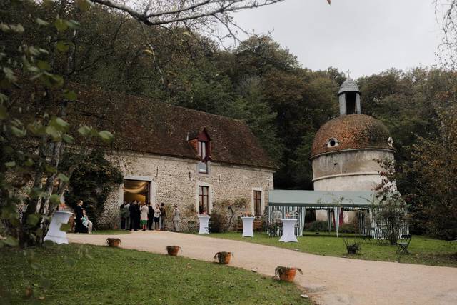Anciennes écuries § pigeonnier