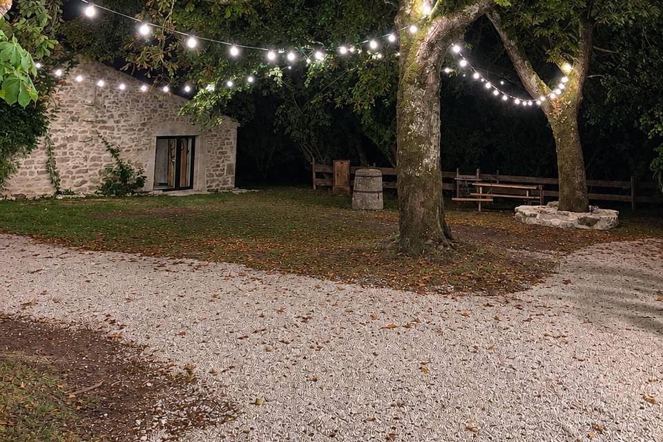 Extérieur la nuit