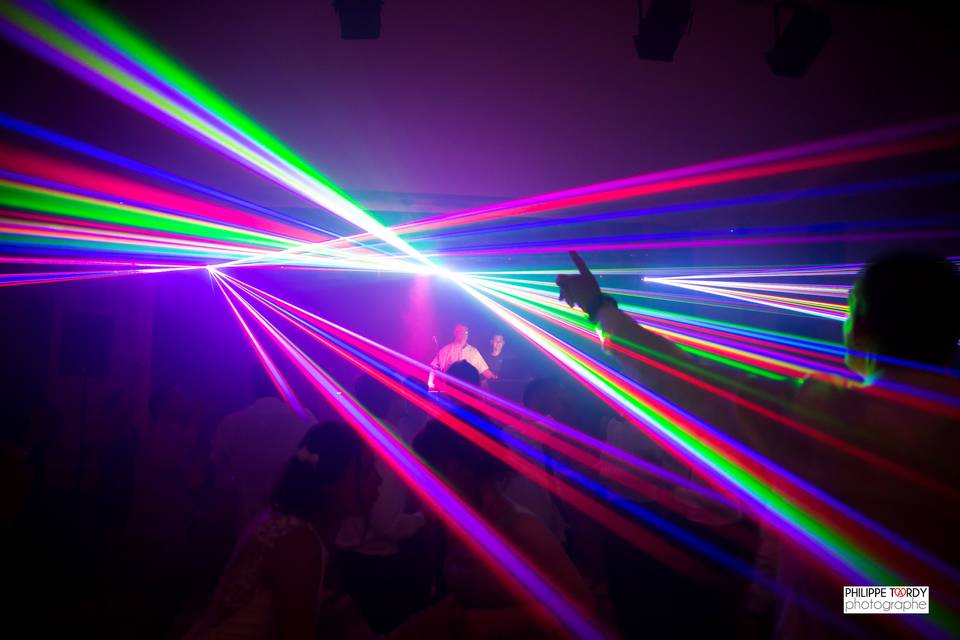Lasers Show